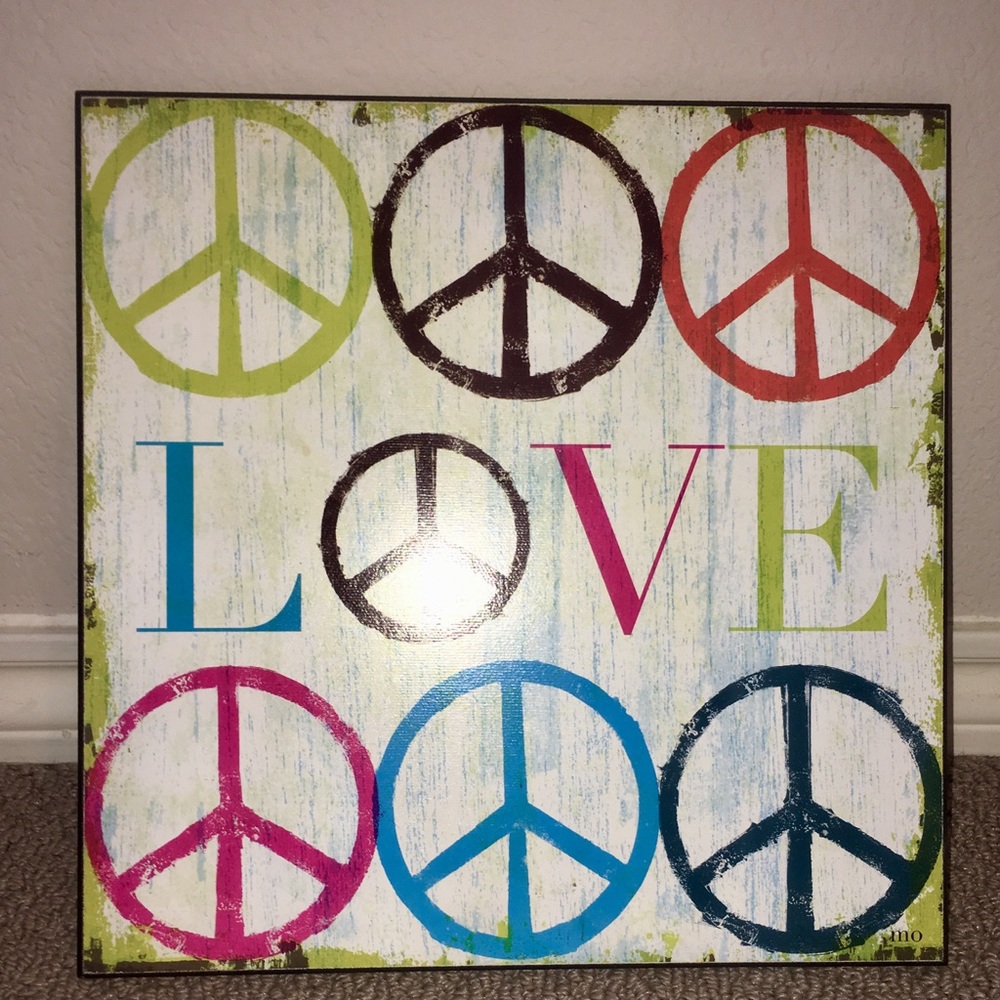 “LOVE” WOODEN SIGN